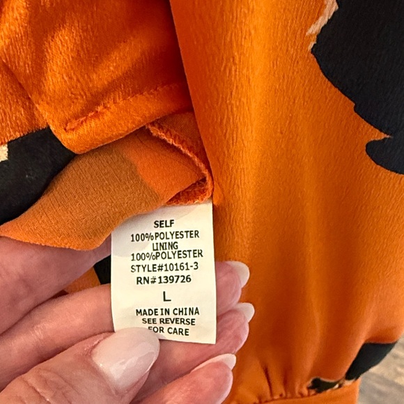 Honey Punch Bold Orange Leopard Wrap Blouse - Picture 7 of 9